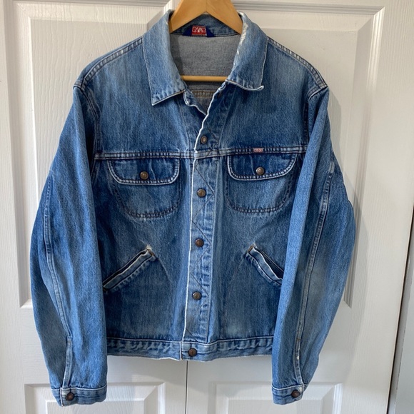 GWG Jackets & Blazers - Vintage GWG jean jacket